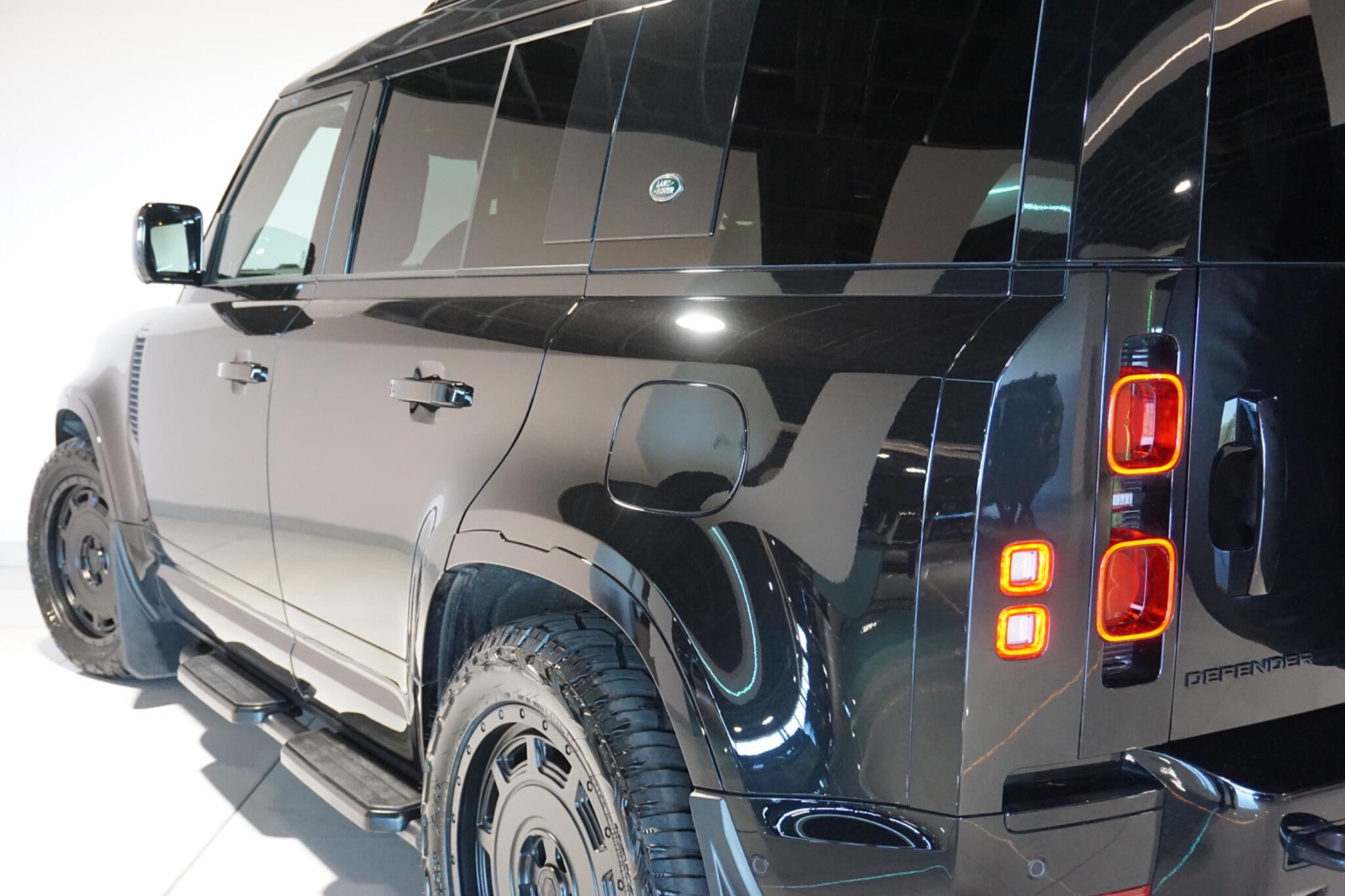 Land Rover Defender 110 2.0 P400e 15.4kWh X-Dynamic S SUV 5dr Petrol Plug-in Hybrid Auto 4WD Euro 6 (s/s) (404 ps)